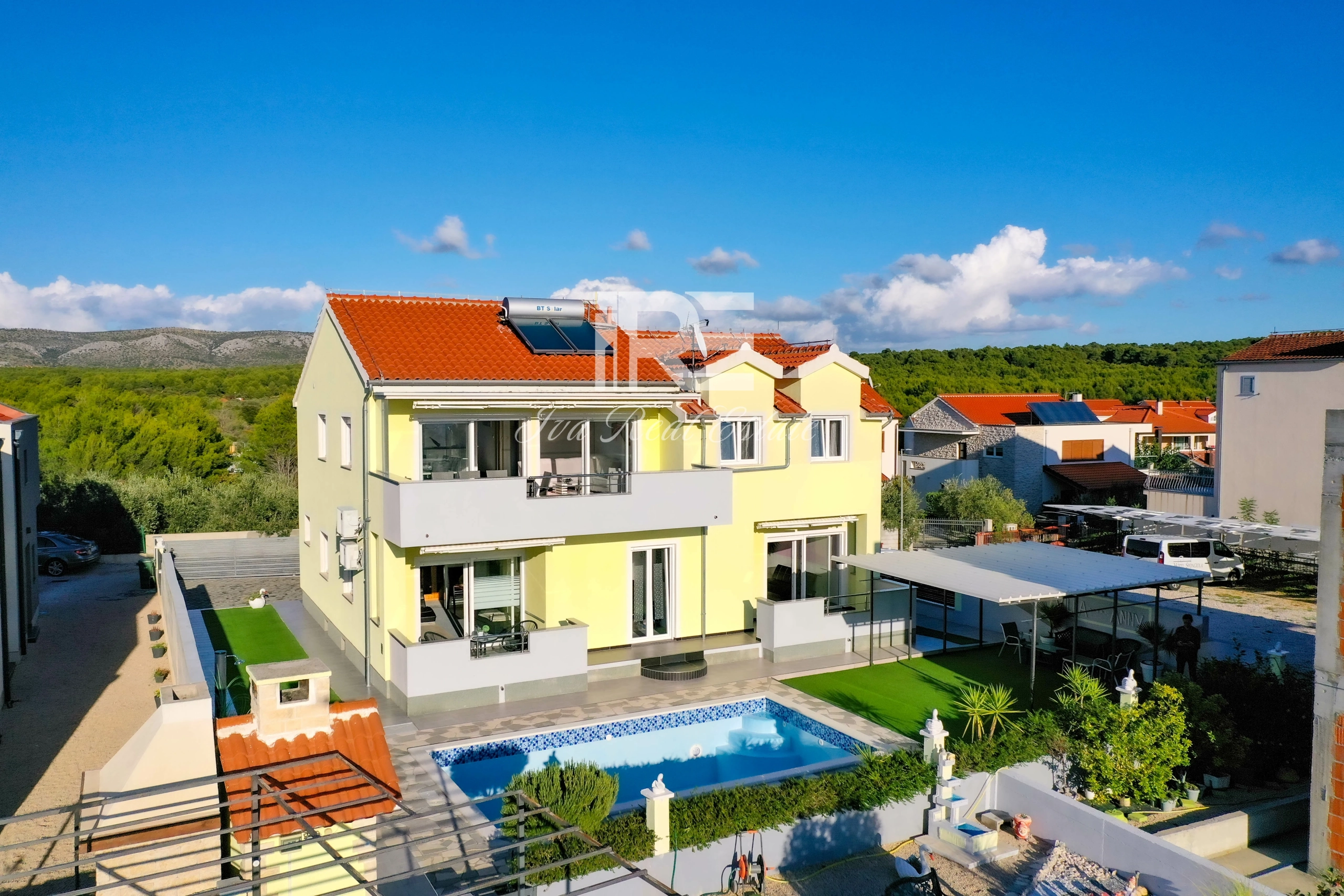 Villa Sibenik - Exterior swimming pool, garden (2)