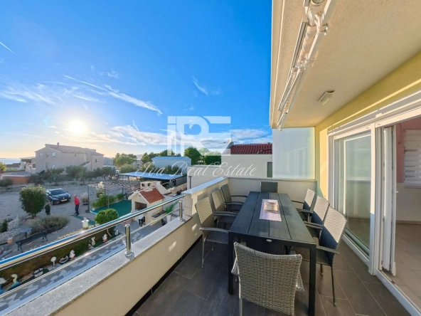 Sibenik villa_terrasse_IMG_20251028_164536_00_035
